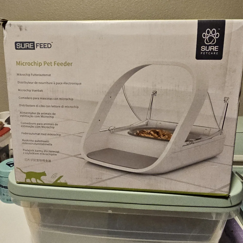 Microchip Pet Feeder